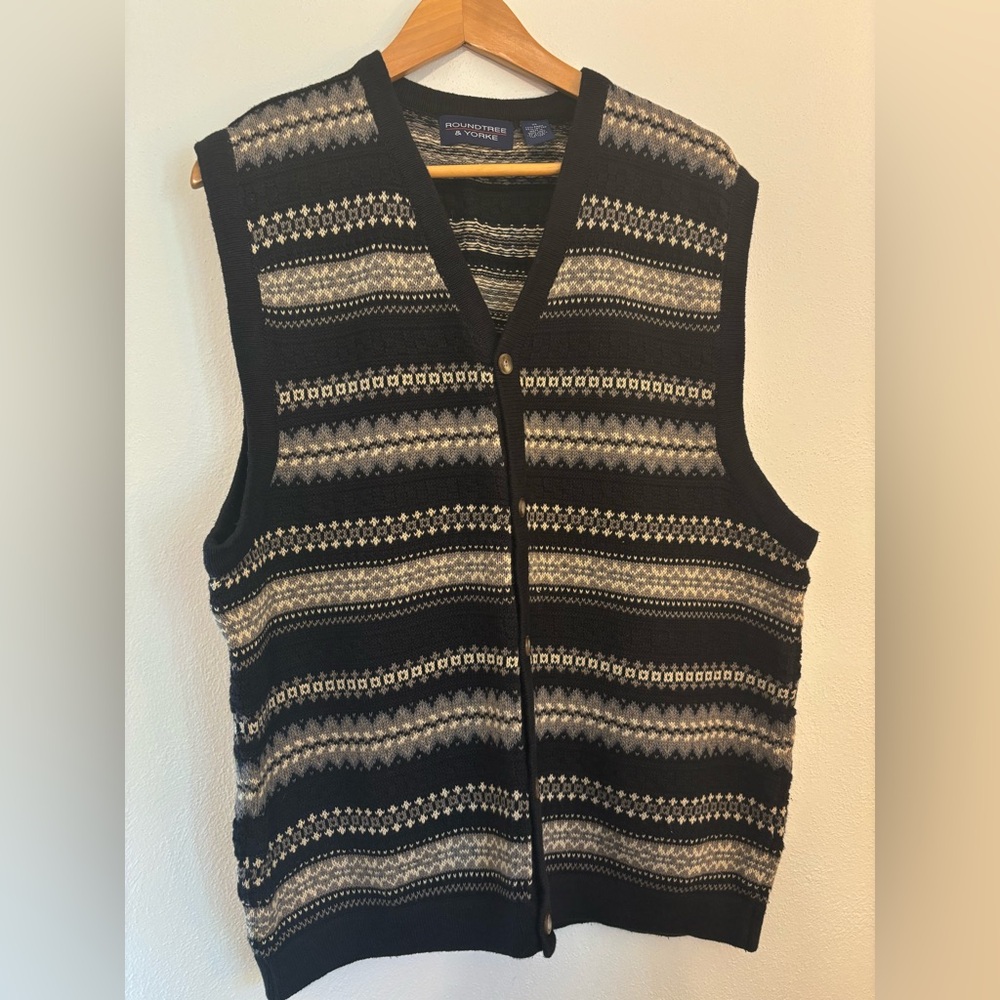 Vintage Sweater Vest - Black and Cream